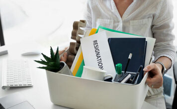 공무원 퇴사, 왜 그만두는 것일까? 공무원 퇴사, 왜 그만두는 것일까?