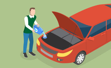 워셔액 대신 물, 왜 금지할까? 워셔액 대신 물, 왜 금지할까?